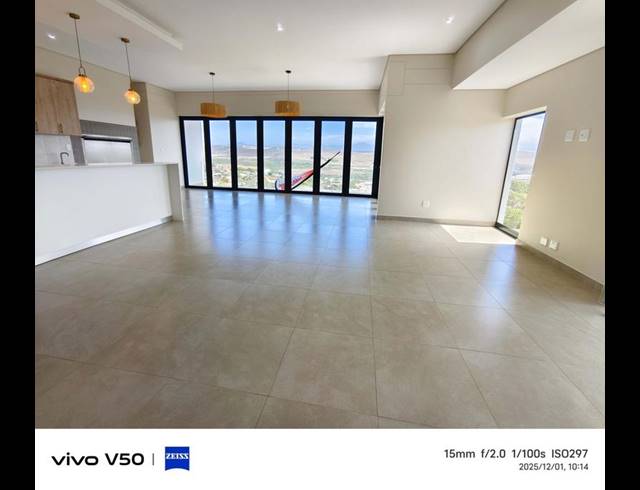 3 BEDROOM TOWNHOUSE FOR SALE IN HARTENBOS HEUWELS